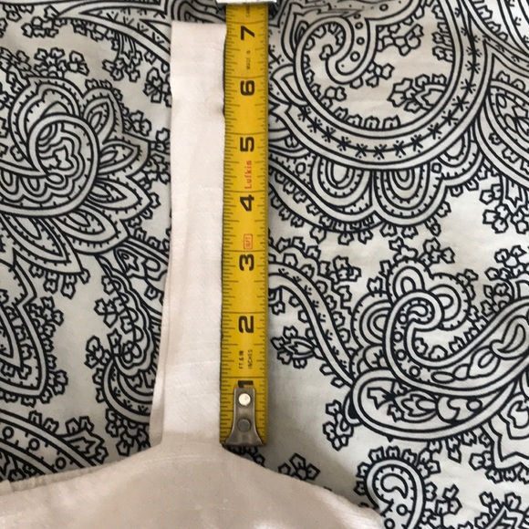 SOLD- Linen tank top - Picture 8 of 8